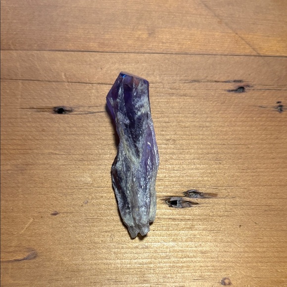 Raw Amethyst Point - Picture 1 of 4